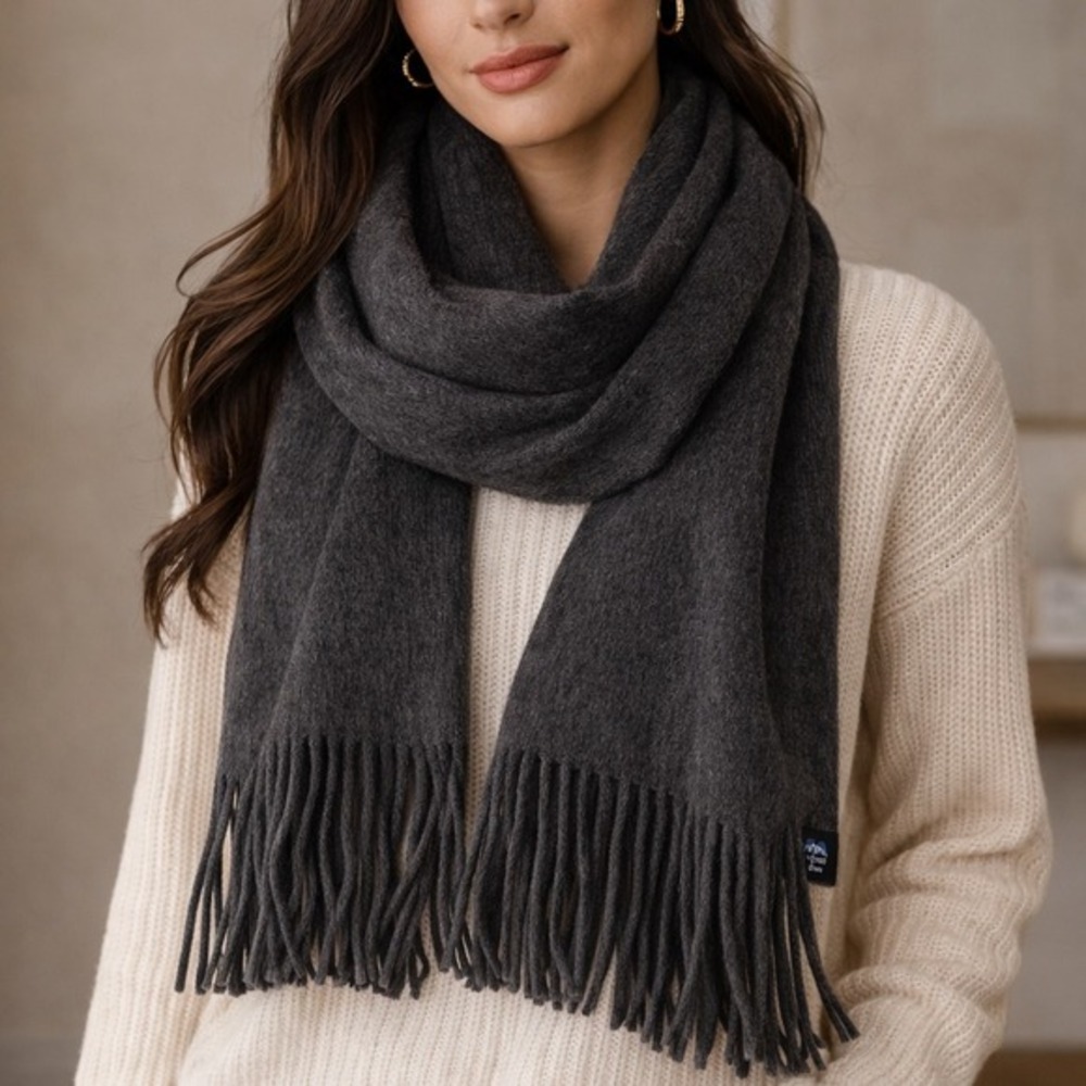 Lucky Brand Charcoal Gray Fringe Scarf Unisex One Size Soft Winter‎ Wrap